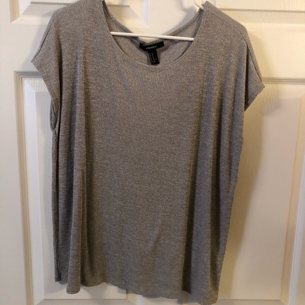 Forever 21 sweater top